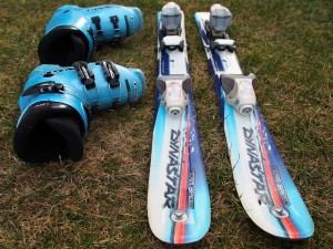 Dynastar Speed Team Ski and Lange Boots