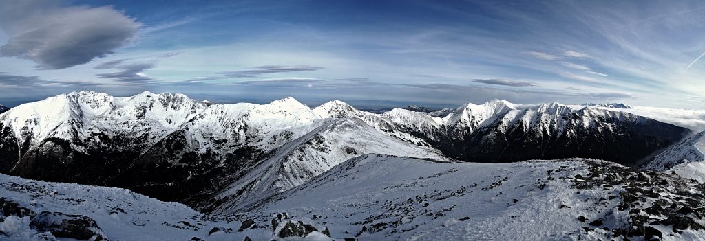 Panoráma Tatier z vrcholu Baranec